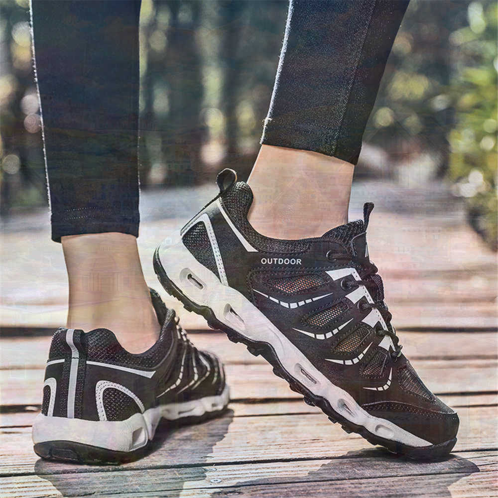 Sumer Round Tip Silver Sneaker - огляд і ціна Women'S Green Formal Wear